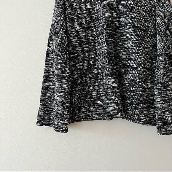 Madewell Marled Button-Shoulder Wide-Sleeve Top - Picture 4 of 8